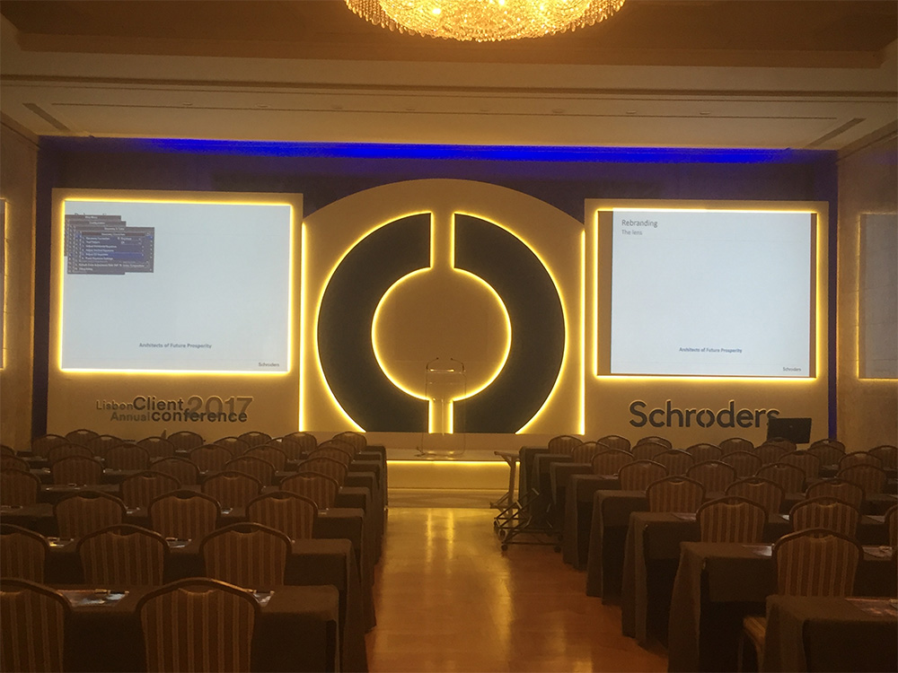 Trasera LED para la conferencia anual de la empresa Schroders